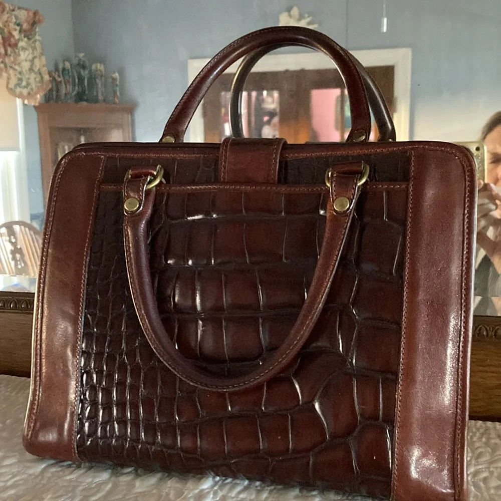 VTG BRAHMIN leather and croc handbag.  Two shades of brown, exc.cond. $280 - Picture 2 of 11